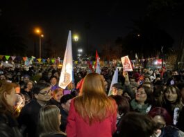 Ante cientos de vecinas y vecinos, la alcaldesa de Ñuñoa, Emilia Ríos, lanzó su campaña a la reelección bajo el lema “Ñuñoa te quiero de verdad”.