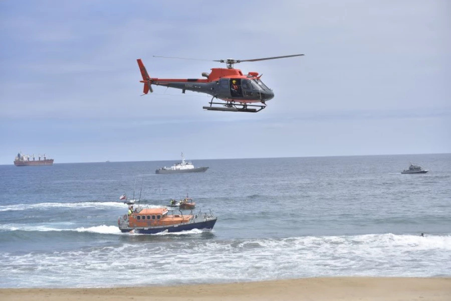 H125 temporada de playas 2021 2022. Foto: Armada de Chile