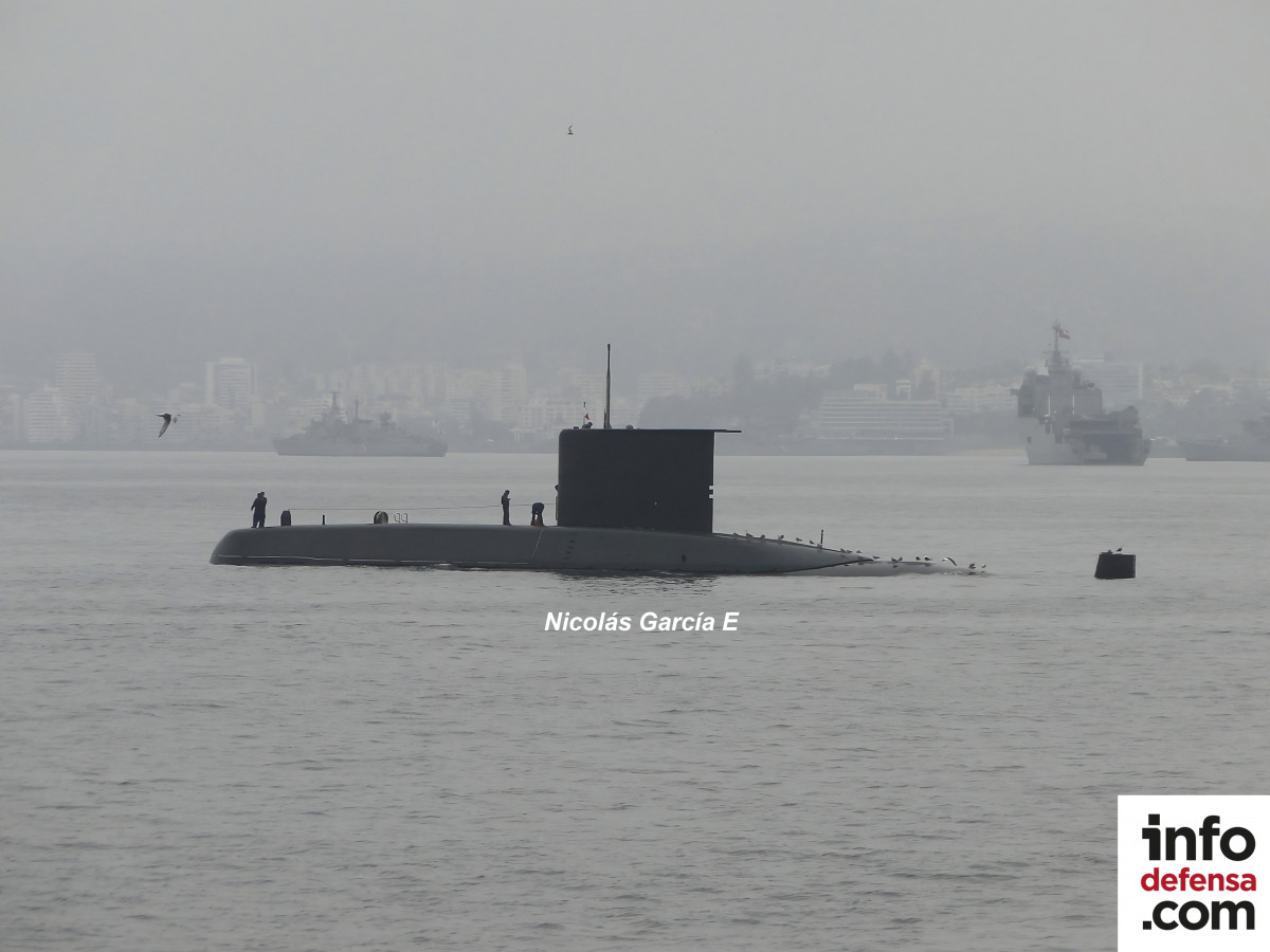 Submarino clase 209/1400L de la Armada de Chile en Valparaíso. Foto Nicolás García