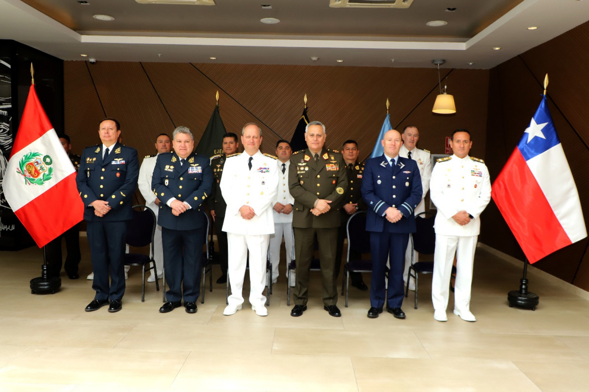 Delegaciones de Chile y Perú en la XXXIII Ronda de Conversaciones Bilaterales Firma Comando Conjunto de las Fuerzas Armadas del Perú