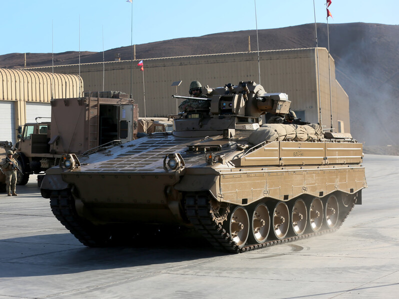 Carro Marder 1A3 del Batallón de Infantería Blindado N°27 Bulnes equipado con el nuevo sistema de puntería Eoptis y de observación Sentinel de OIP Sensor Systems Firma Ministerio de Defensa Nacional de Chile