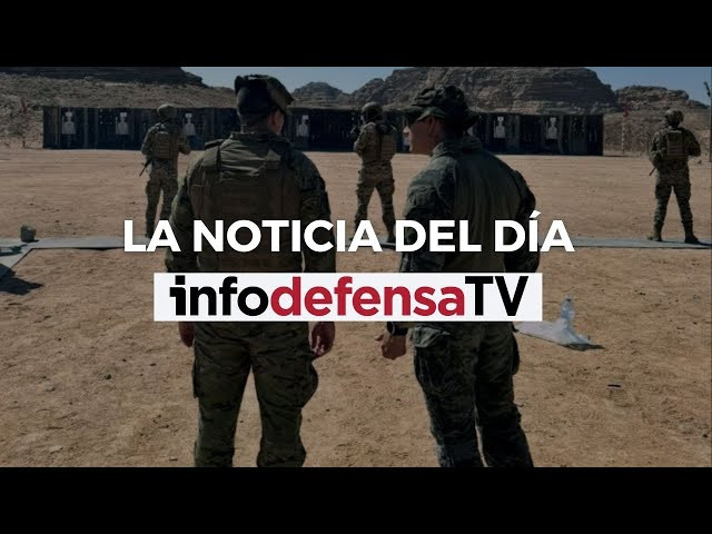 Comandante de grupo Andrés Cuminao Firma FACh