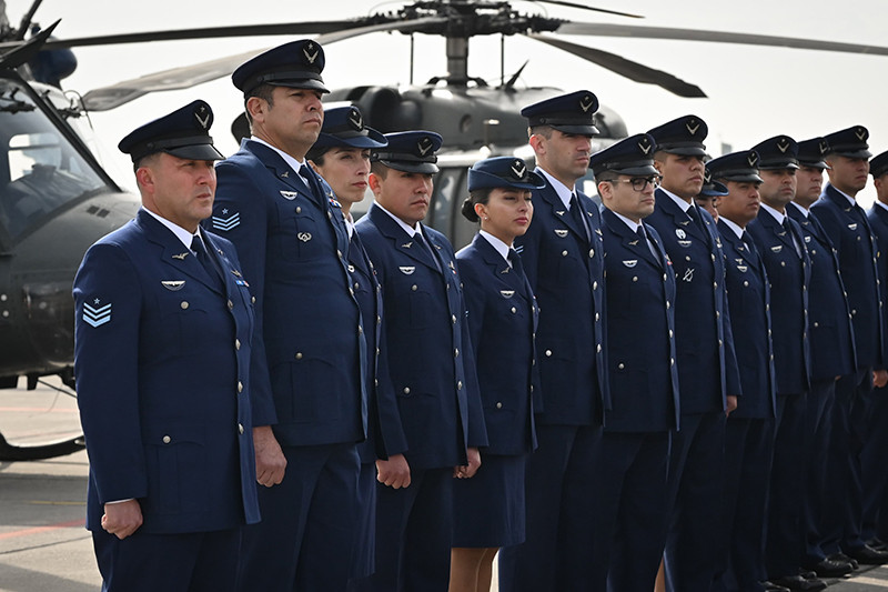 Integrantes del Grupo de Aviación N°9 Firma FACh