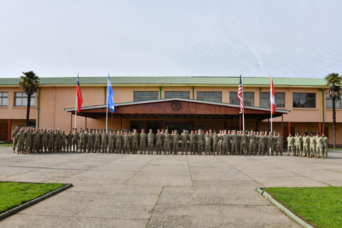 Tropas de montaña en la ceremonia inaugural de Souhern vanguard 2025 en el Destacamento de Montaña N°17 Los Ángeles Firma Ejército de Chile