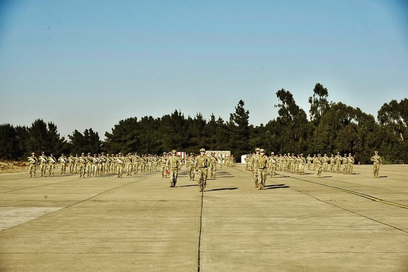 Personal de la Brigada Anfibia Expedicionaria en ensayo de desfile en la base aeronaval Concón. Firma Armada de Chile 004