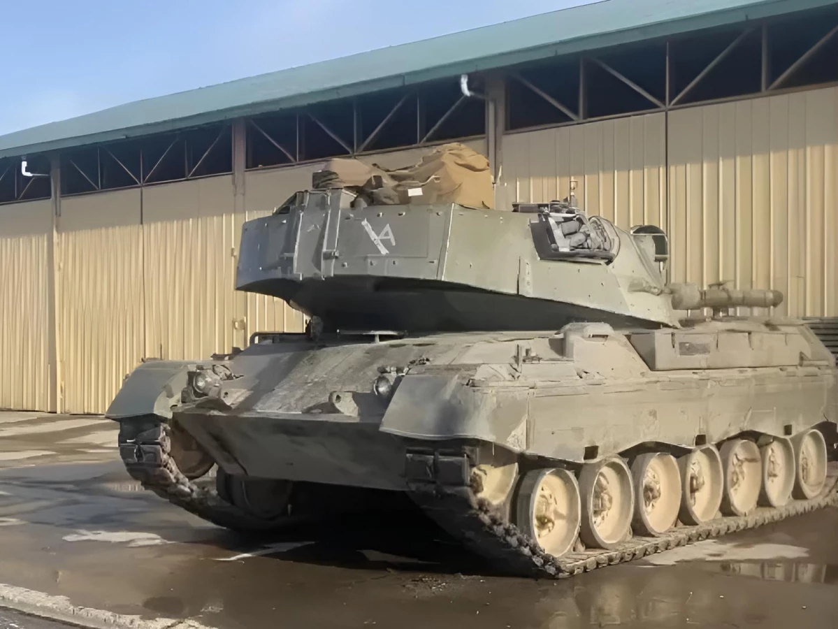 Curso de conductor de tanque Leopard 1V en Punta Arenas Firma Escuela de Caballería Blindada del Ejército de Chile